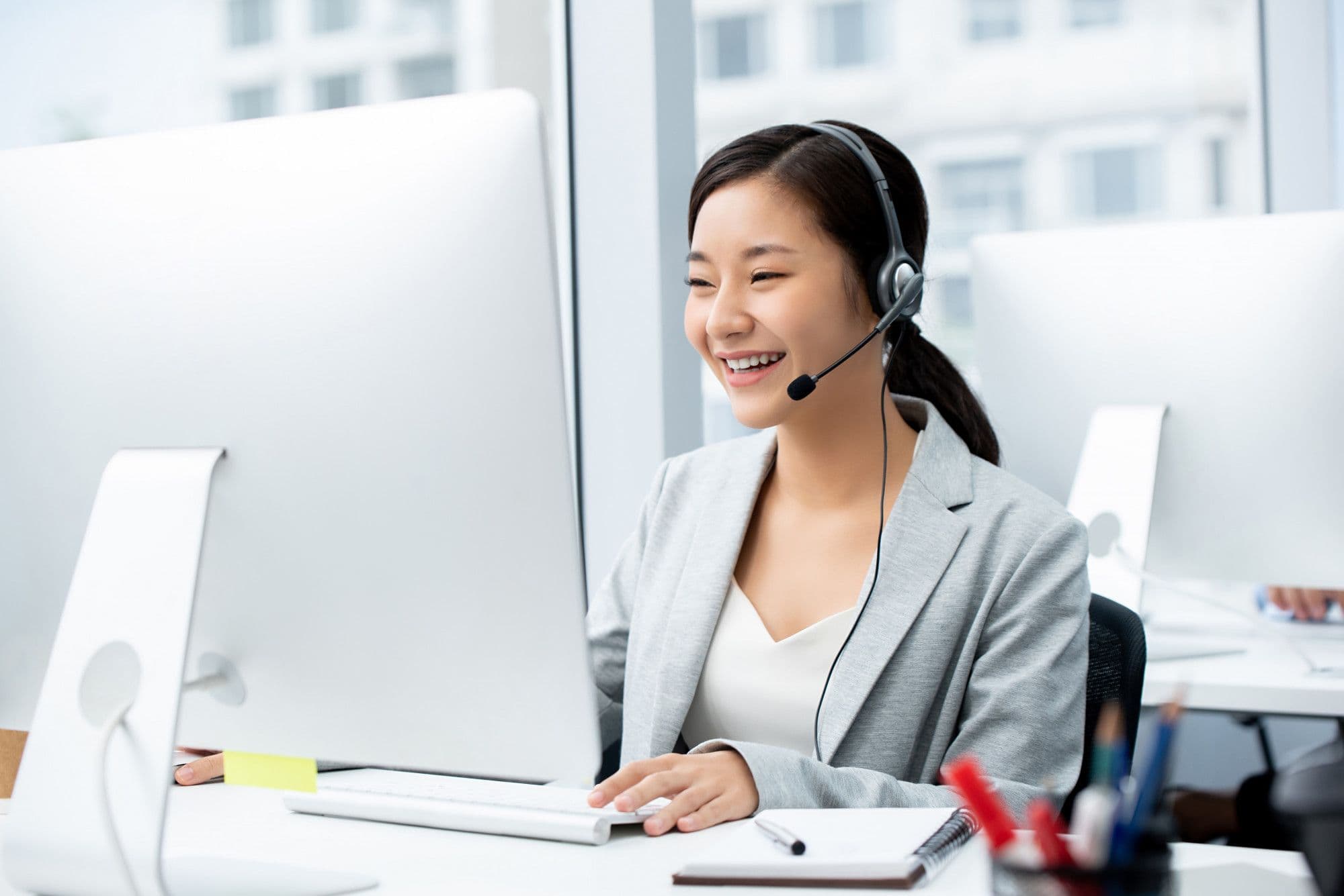 Insurance Virtual Assistant: What They Do & Why It Works